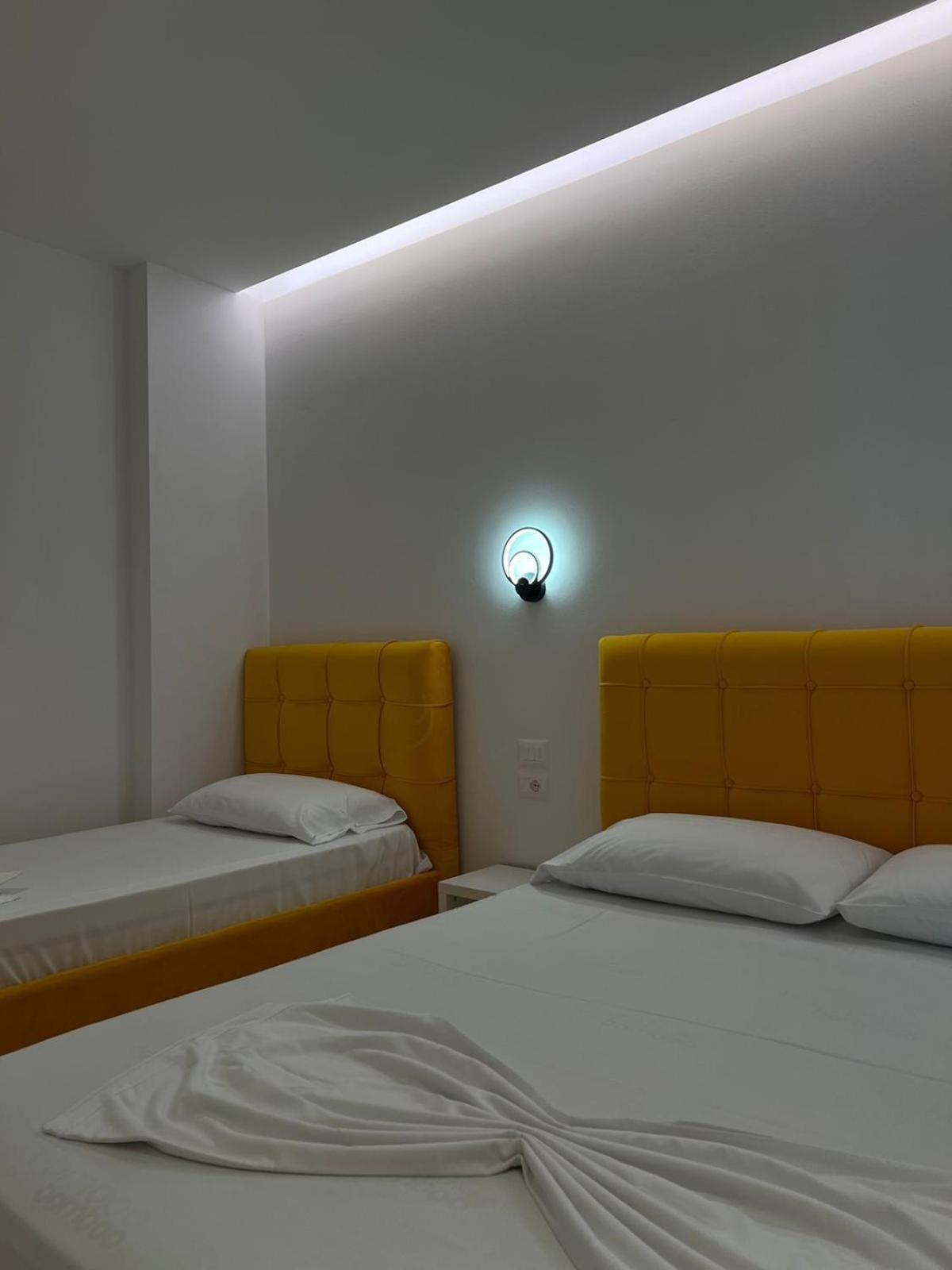 Feniks Hotel Ksamil Exterior photo